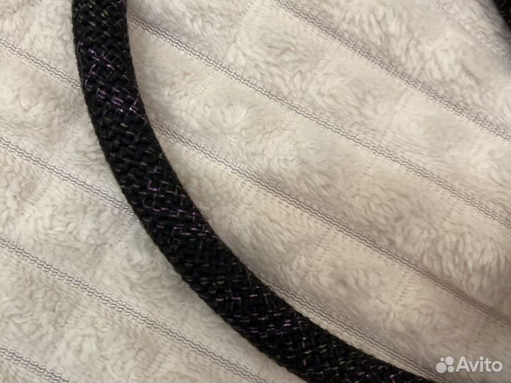 Гимнастическая скакалка