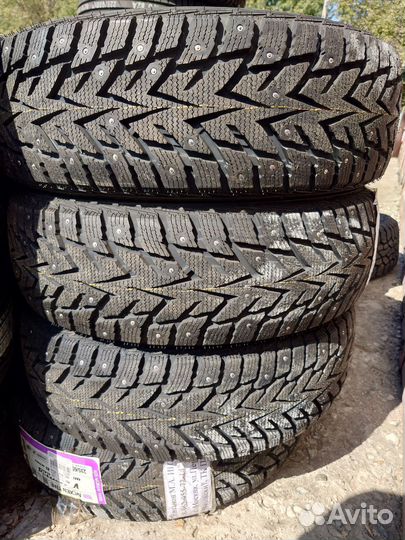 Nexen Winguard WinSpike WS62 235/65 R17 108T