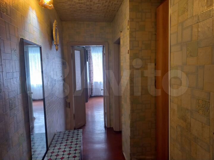 3-к. квартира, 55 м², 1/2 эт.