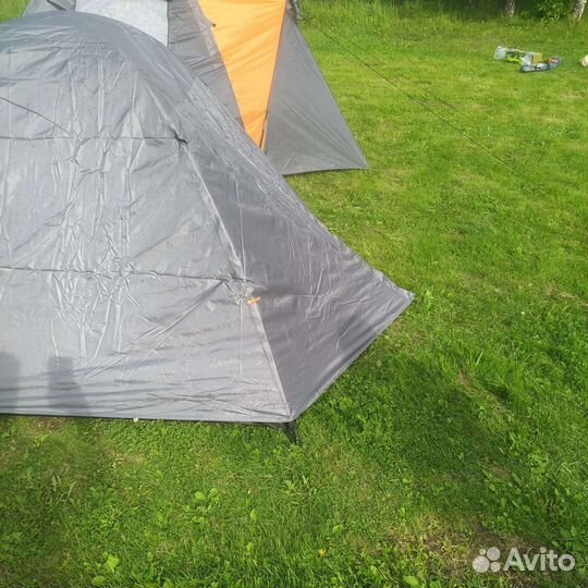 Палатка трёхместная туристическая с тамбуром