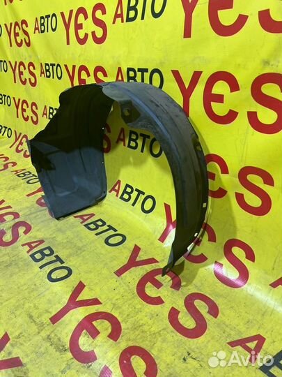 Подкрылок передний правый Hyundai Getz TB