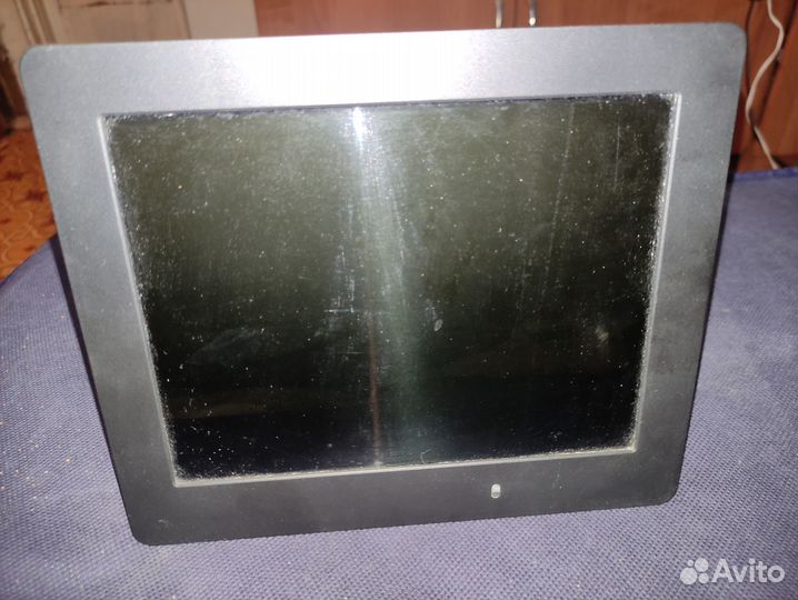 Цифровая фоторамка Texet TF-801