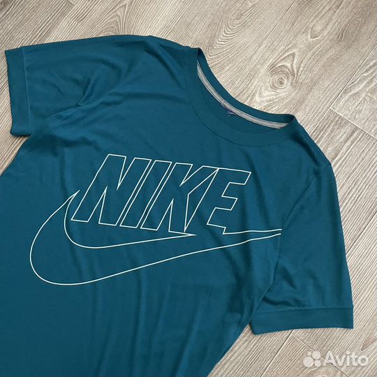 Футболка Nike