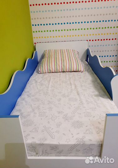 Набор мебели в детскую