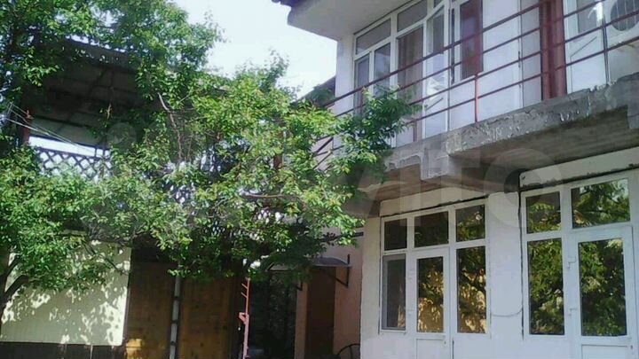 Комната 12 м² в 1-к., 1/2 эт.