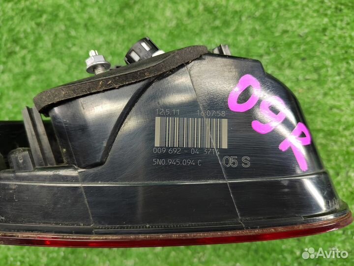 Фонарь задний левый в крышку VAG Volkswagen Tiguan