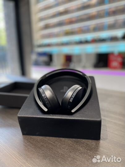 PS 4 Наушники Wireless Headset Platinum