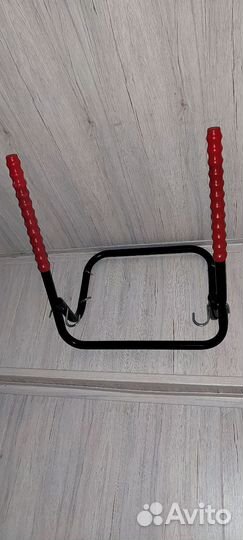 Держатель для велосипеда настенный