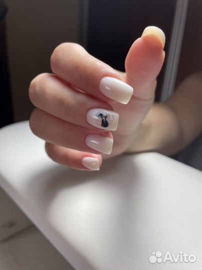 Маникюр,педикюр