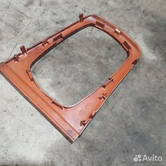 Рамка кулисы Шкода Октавия тур (А4U1)