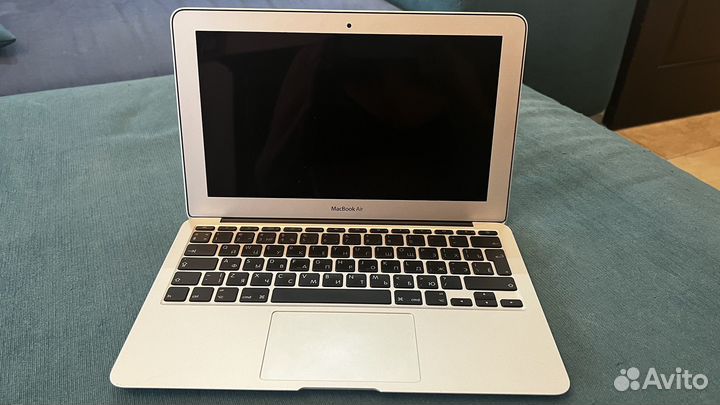 Macbook air 11 2010