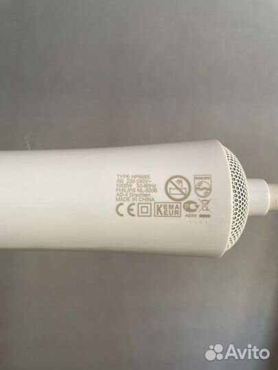 Фен-щетка Philips HP 8665/00