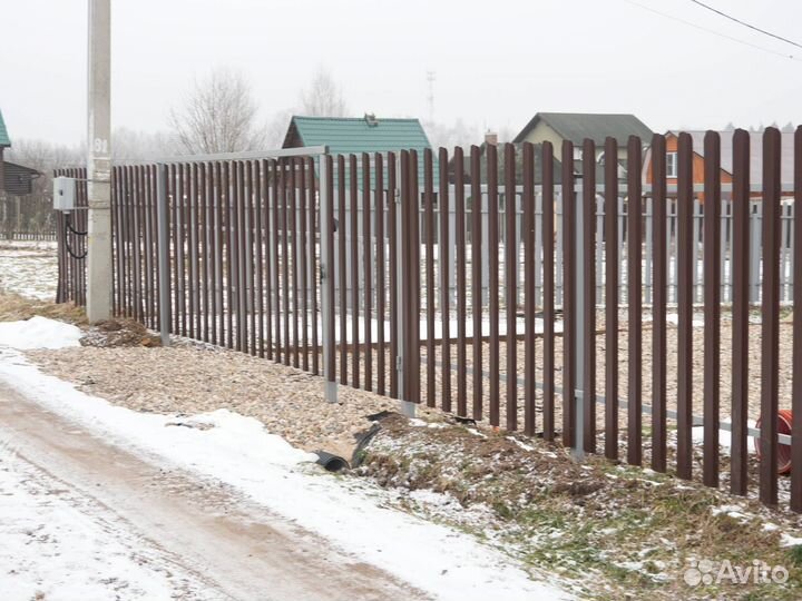 Заборы из профнастила