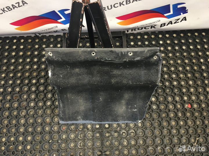 Продолжение двери правое Mercedes-Benz Actros