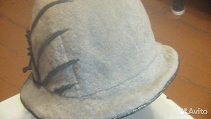 Шляпка женская очень красивая