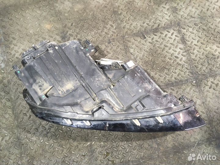 Фара левая в сборе с блоками (Volkswagen Touareg)