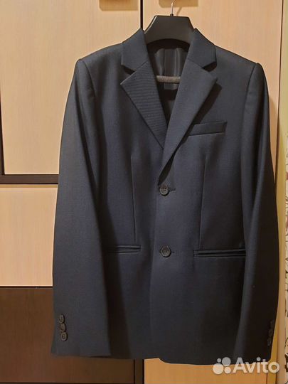 Школьный костюм для мальчика 146 новый