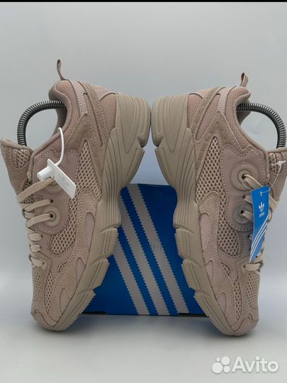 Кроссовки женские adidas