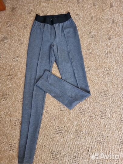 Школьный костюм для девочки 134р