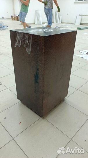 Сейф железный