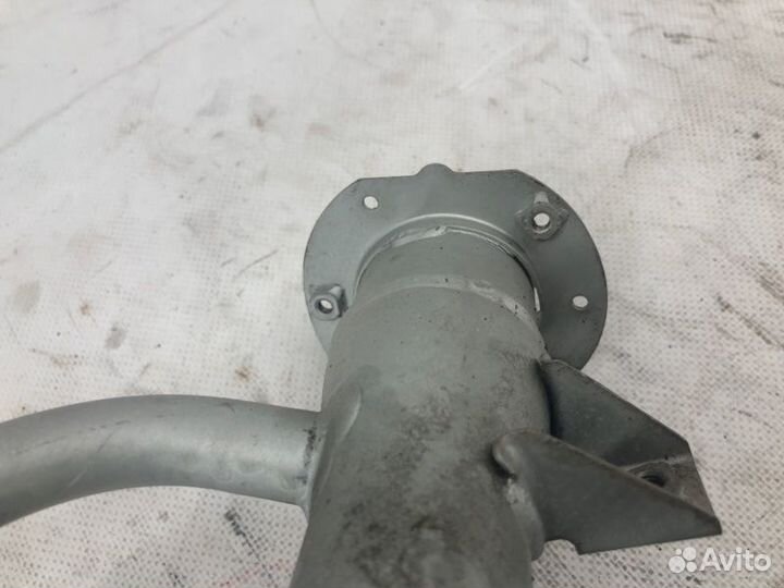 Горловина топливного бака Subaru Forester SG5