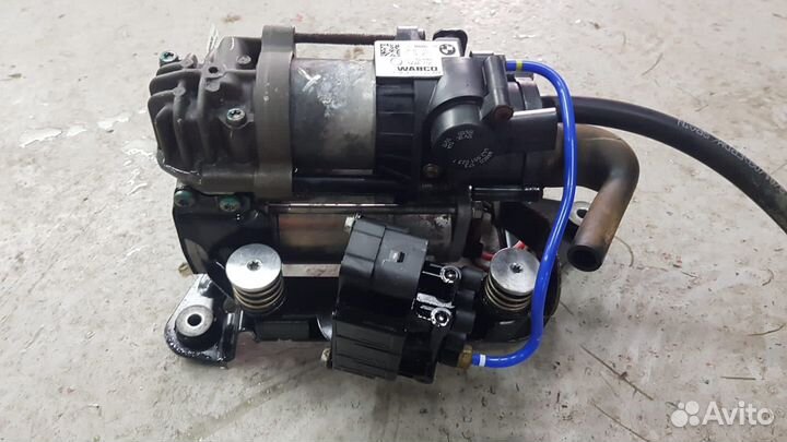 Компрессор пневмоподвески BMW 7 G12 G11