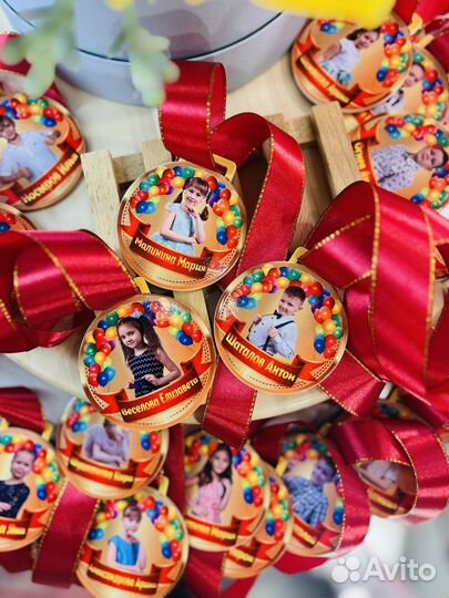 Медали на выпускной