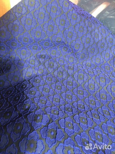 Отрез ткани на платье/юбку 140х140 см