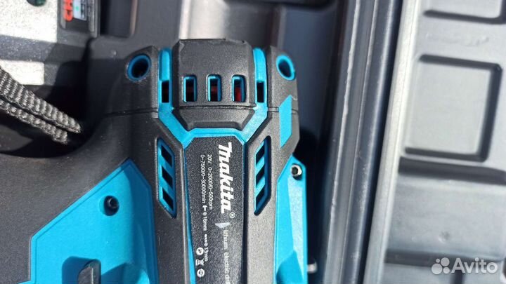 Шуруповерт для ледобура бесщеточный