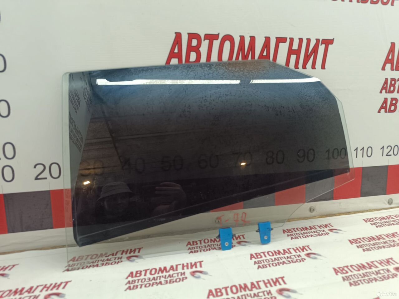 Стекло заднее левое Faw Bestune T77