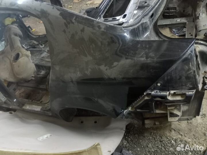 Крыло заднее левое Renault Megan 2 седан