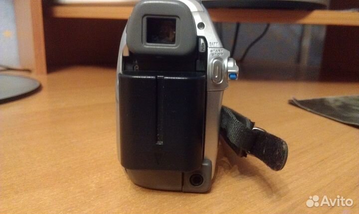 Продам в/к JVC модель GD-D640E