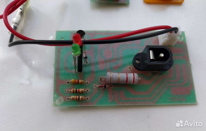 Плата зарядки для фонарика