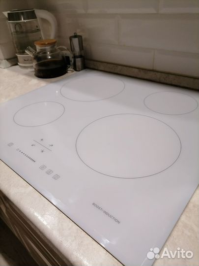 Индукционная варочная панель Midea