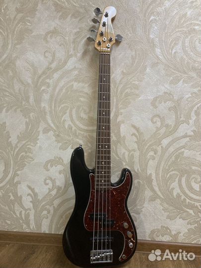 Fender american precision bass V 5 струн
