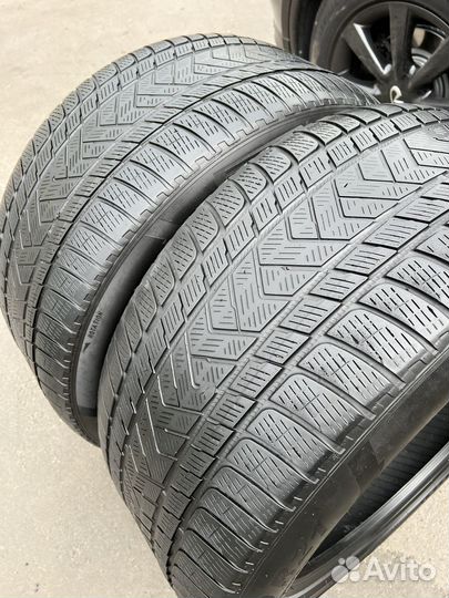 Pirelli Scorpion Winter 315/40 R21