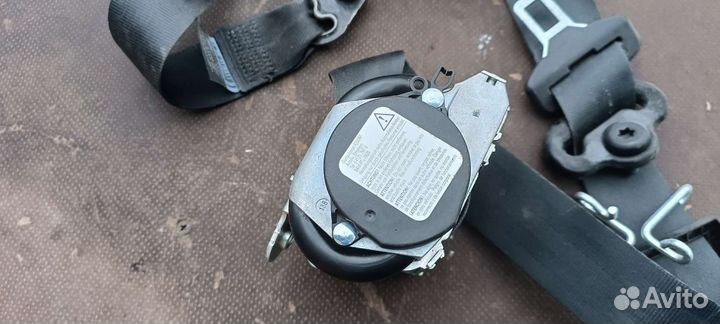 Ремень безопасности передний левый Форд Фокус 3