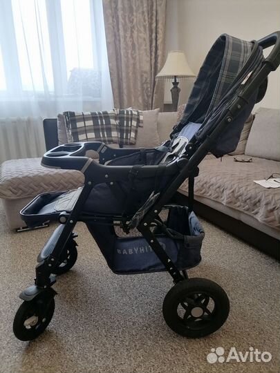 Прогулочная коляска