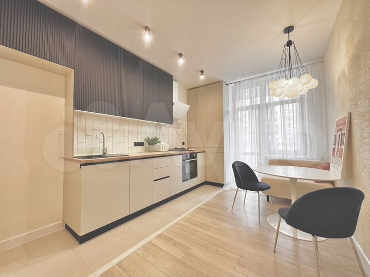 2-к. квартира, 56 м², 9/18 эт.