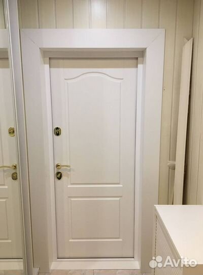 Входная дверь