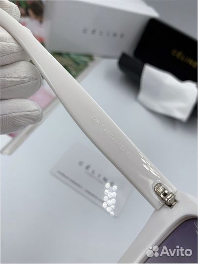 Солнцезащитные очки Celine белые