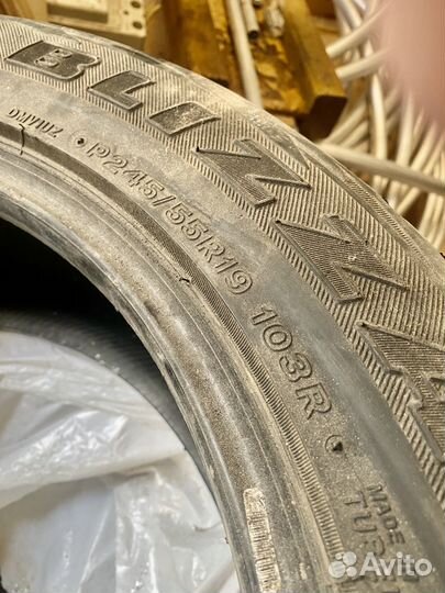 Bridgestone Blizzak DM-V1 245/55 R19 103R