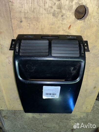 Консоль центральная в сборе с аварийной кнопкой и