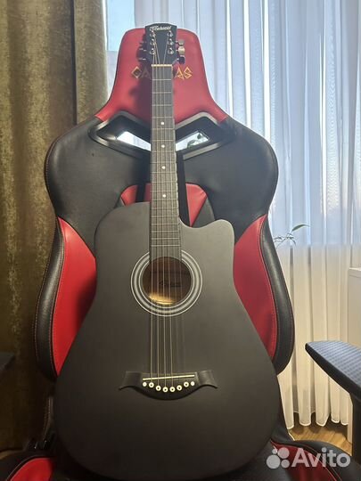 Акустическая гитара belucci