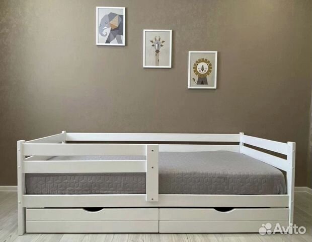 Кровать софа из массива