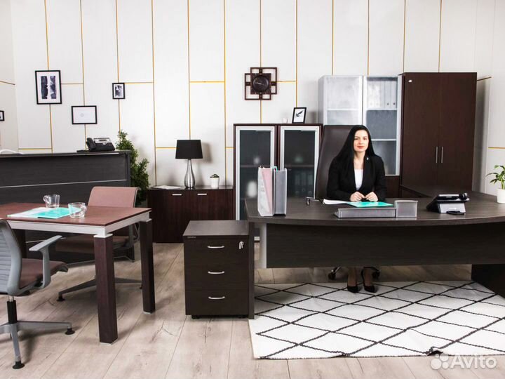 Офисная мебель в кабинет