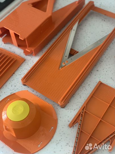 Овощерезка со сменными насадками Borner