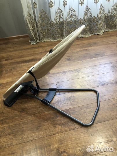 Шезлонг детский