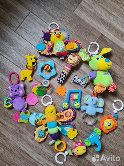 Подвесные игрушки lamaze пакетом