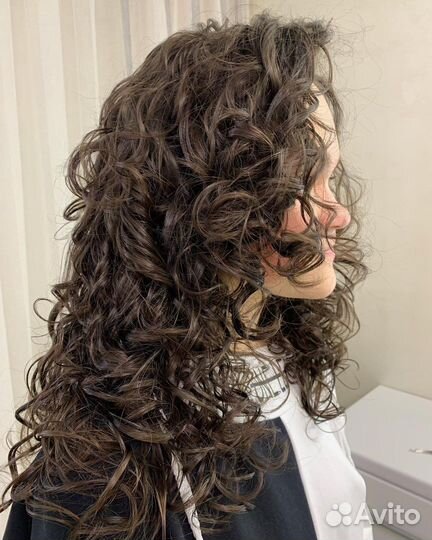 Стрижка кудрявых волос